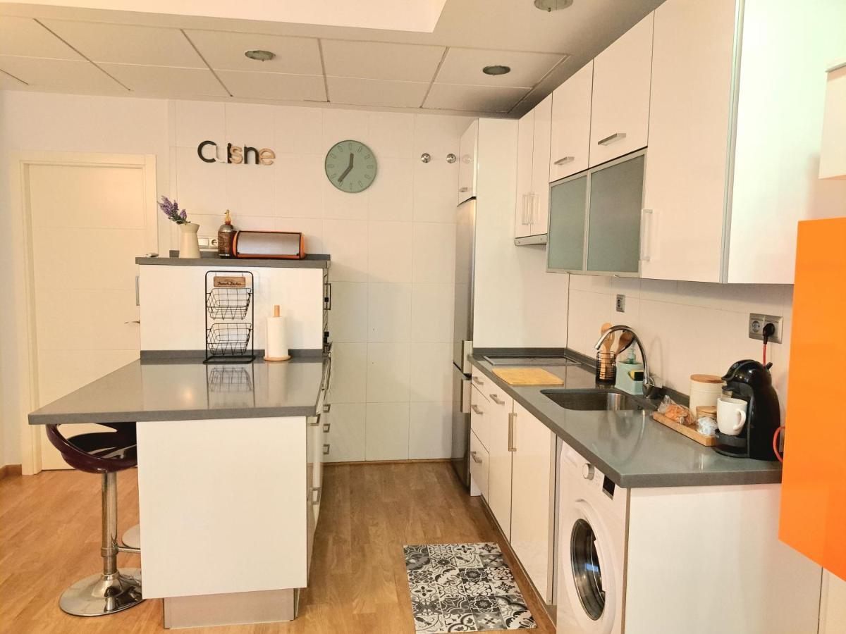 Apartamento Con Encanto Y Parking Trinidad 21 Малага Экстерьер фото